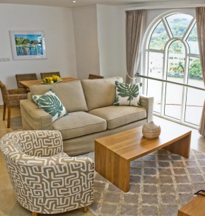 Отель The Quadrant Luxury Apartments  Виктория